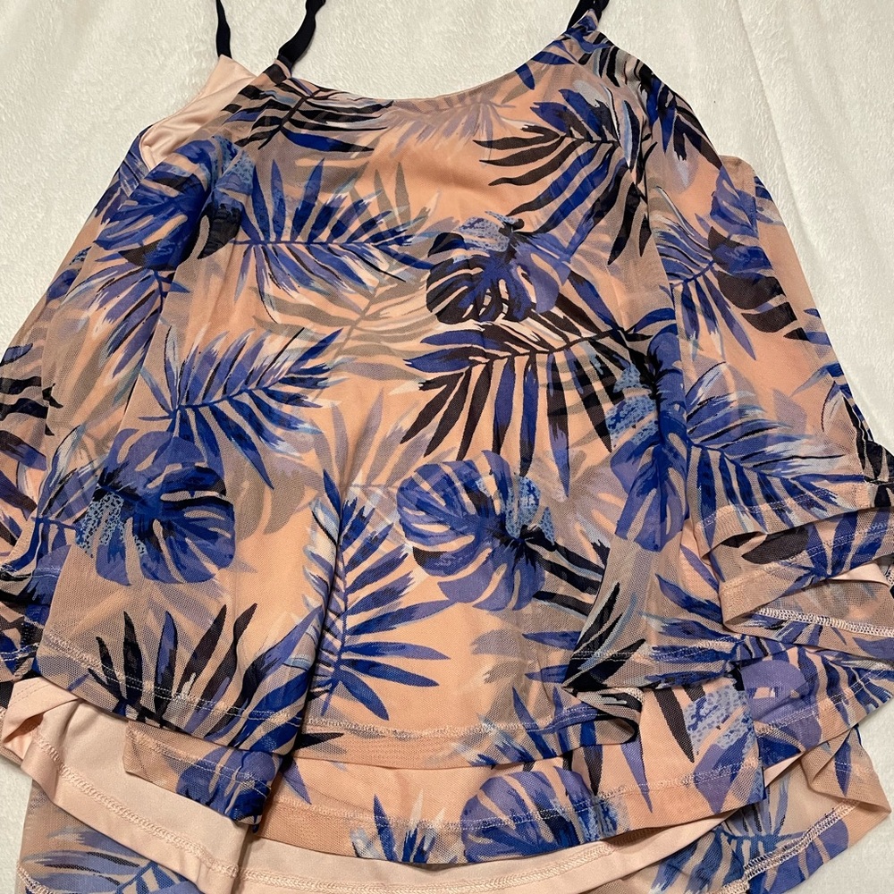 Penningtons Double Layer Tank - Picture 7 of 7